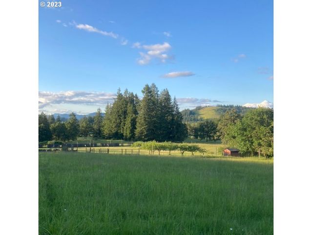Lazy E, Creswell, OR 97426