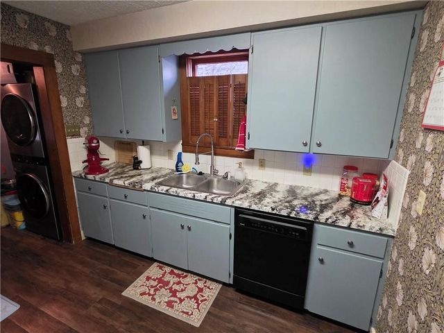 713 N 9th Street, Independence, KS 67301