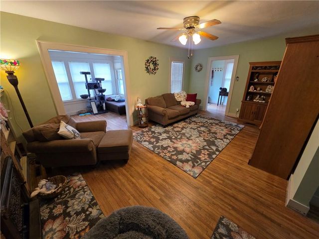 713 N 9th Street, Independence, KS 67301