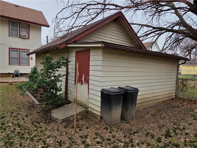 713 N 9th Street, Independence, KS 67301