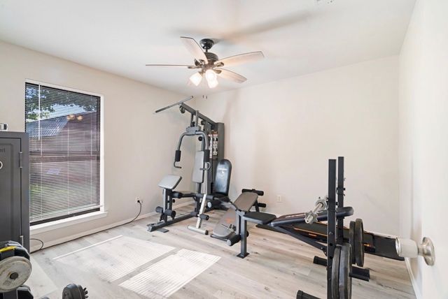 123 County Road 35930, Powderly, TX 75473
