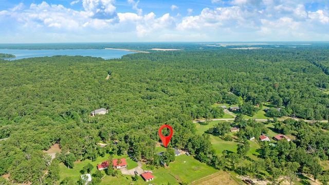 123 County Road 35930, Powderly, TX 75473