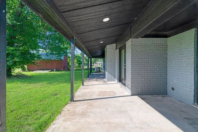 123 County Road 35930, Powderly, TX 75473
