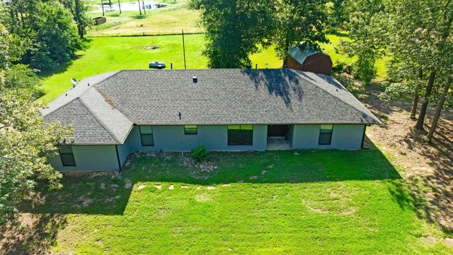 123 County Road 35930, Powderly, TX 75473