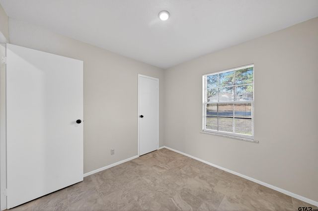 734 Pinkerton Dr, Tyler, TX 75701