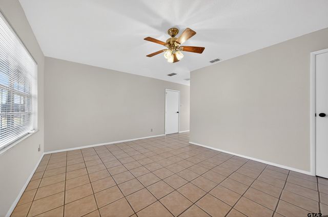 734 Pinkerton Dr, Tyler, TX 75701