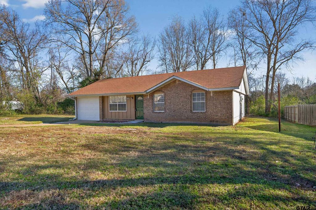 734 Pinkerton Dr, Tyler, TX 75701