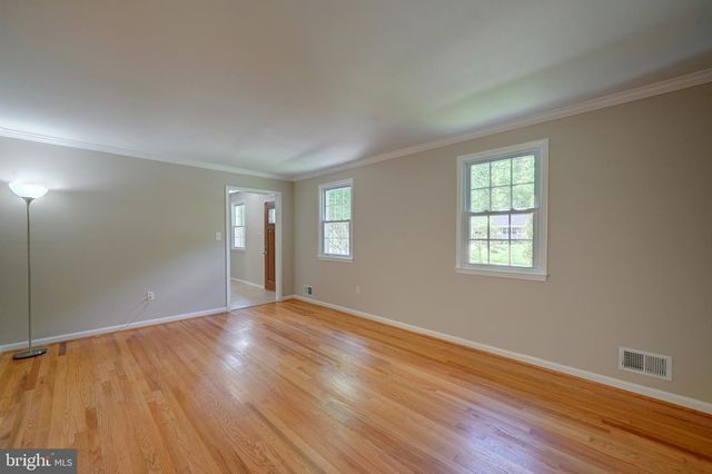 6301 KAYBRO ST, Laurel, MD 20707