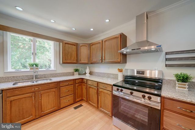 6301 KAYBRO ST, Laurel, MD 20707