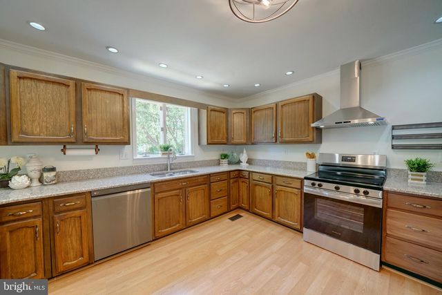 6301 KAYBRO ST, Laurel, MD 20707