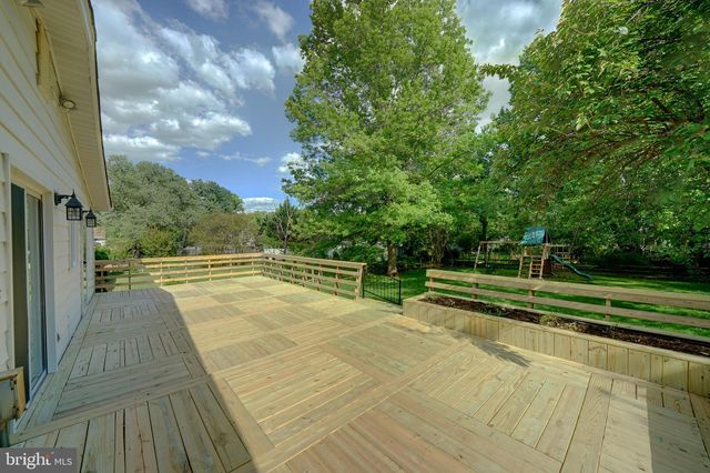 6301 KAYBRO ST, Laurel, MD 20707