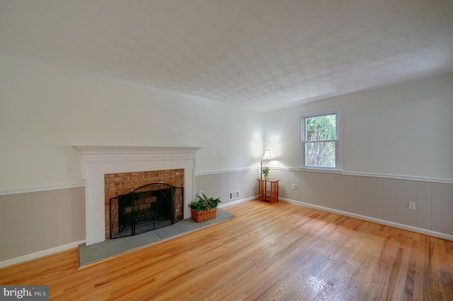 6301 KAYBRO ST, Laurel, MD 20707