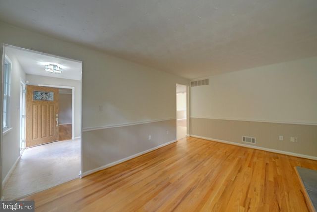 6301 KAYBRO ST, Laurel, MD 20707