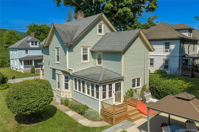 17 Spring Street, Pawling, NY 12564