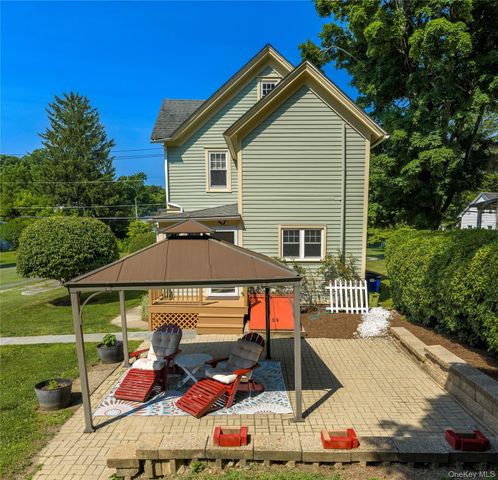 17 Spring Street, Pawling, NY 12564