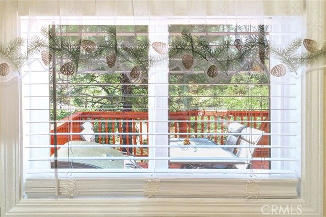 800 Eureka Drive, Big Bear Lake, CA 92315