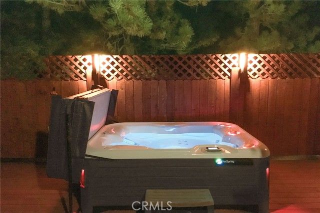 800 Eureka Drive, Big Bear Lake, CA 92315