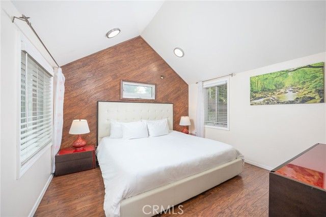 800 Eureka Drive, Big Bear Lake, CA 92315