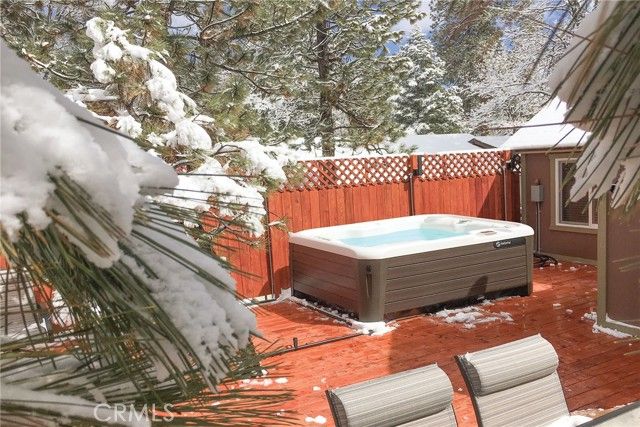 800 Eureka Drive, Big Bear Lake, CA 92315