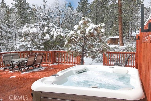 800 Eureka Drive, Big Bear Lake, CA 92315