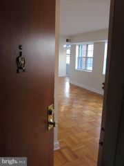 1336 N Ode St Apt 14, Arlington, VA 22209