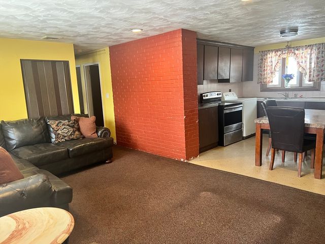 60 Clara Rd, Brockton, MA 02302