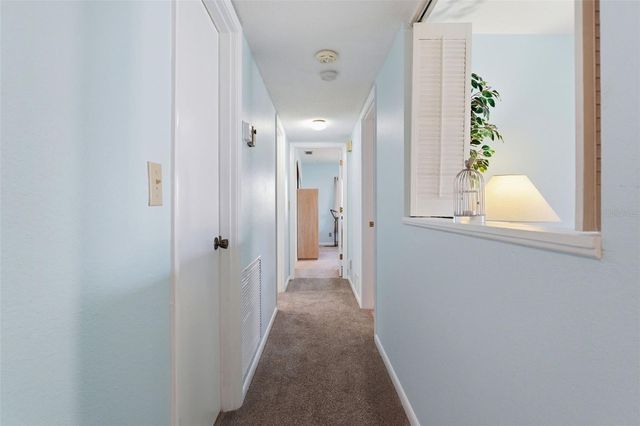 820 CAPRI ISLES BOULEVARD 202, Venice, FL 34292