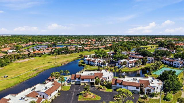 820 CAPRI ISLES BOULEVARD 202, Venice, FL 34292