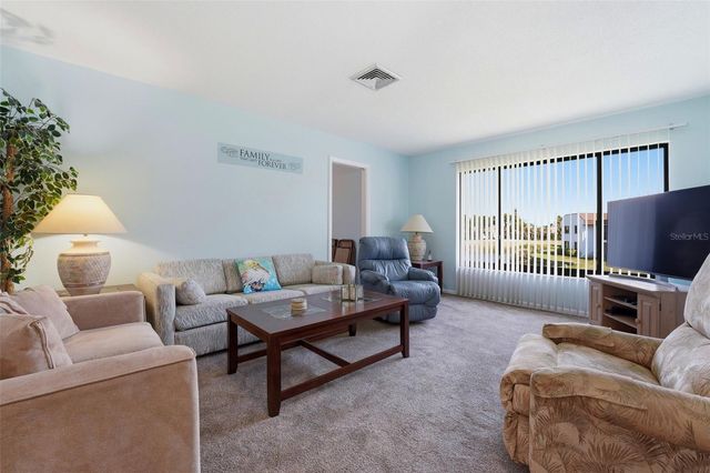 820 CAPRI ISLES BOULEVARD 202, Venice, FL 34292