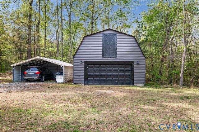 9820 Beaver Bridge Rd, Chesterfield, VA 23838