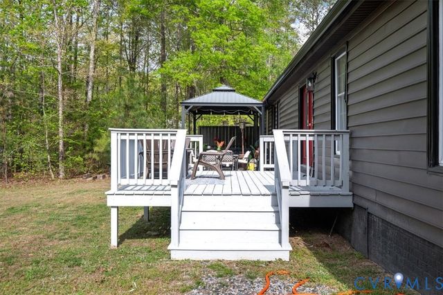 9820 Beaver Bridge Rd, Chesterfield, VA 23838