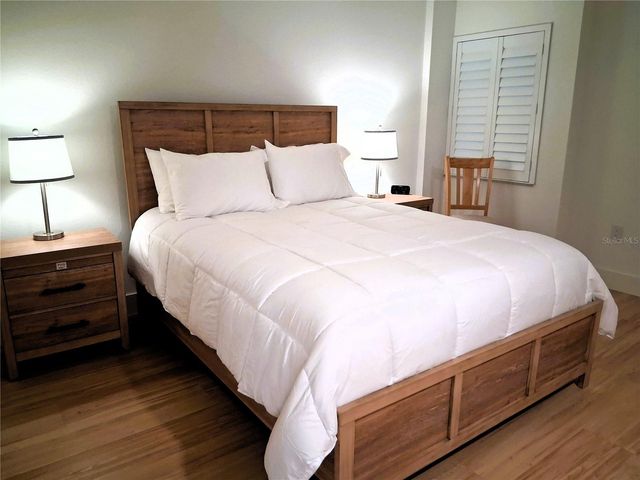 19 WHISPERING SANDS DRIVE 401, Sarasota, FL 34242