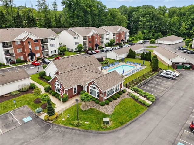 850 Hidden Ridge 101, South Park, PA 15129