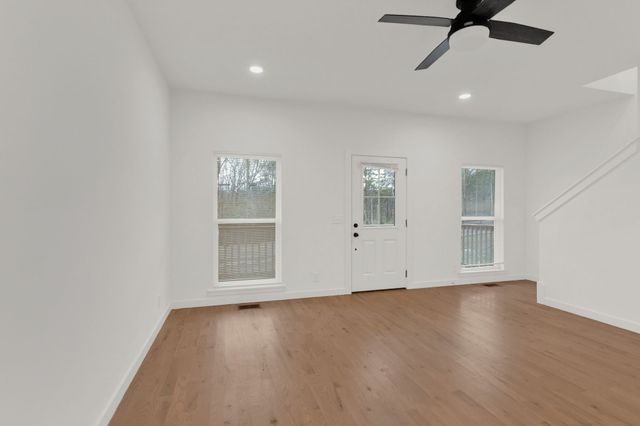 3724 Pin Hook Rd, Antioch, TN 37013