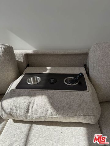 602 602.5 N Maple Drive 602.5, Beverly Hills, CA 90210