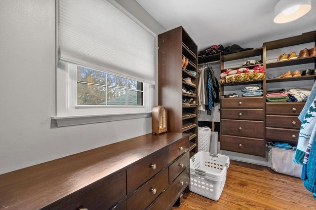 W341N6716 Lancelot DRIVE, Oconomowoc, WI 53066