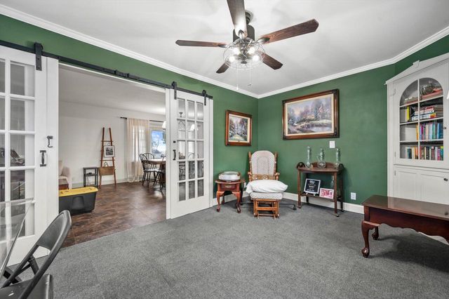 W341N6716 Lancelot DRIVE, Oconomowoc, WI 53066