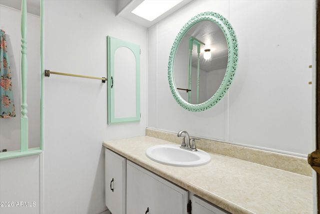 18216 N 5TH Place, Phoenix, AZ 85022