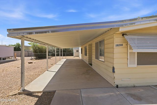 18216 N 5TH Place, Phoenix, AZ 85022