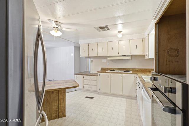 18216 N 5TH Place, Phoenix, AZ 85022