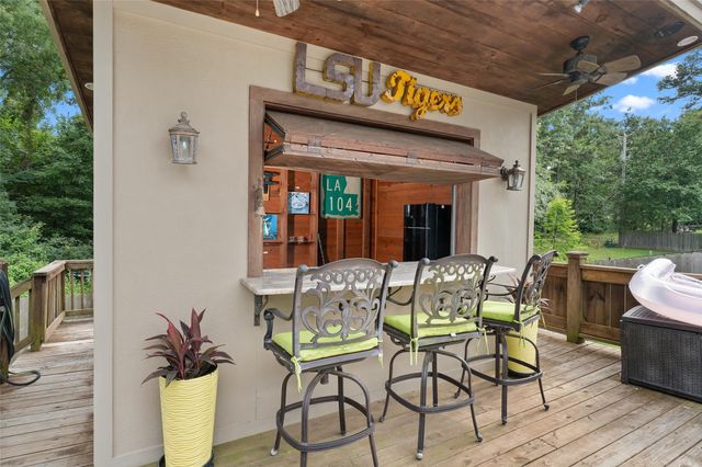 5005 Willow Chase Drive, Benton, LA 71006