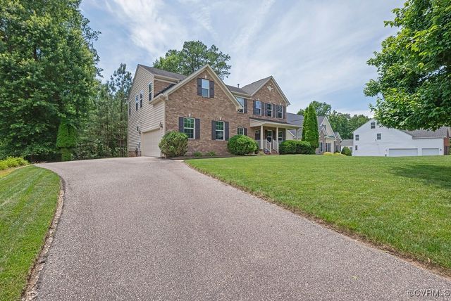 1431 Quiet Forest Ln, South Chesterfield, VA 23834