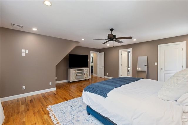 137 Garland Dr, Pelham, NH 03076