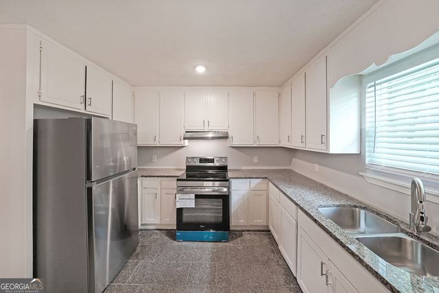 1249 Pinedale Circle NW, Conyers, GA 30012