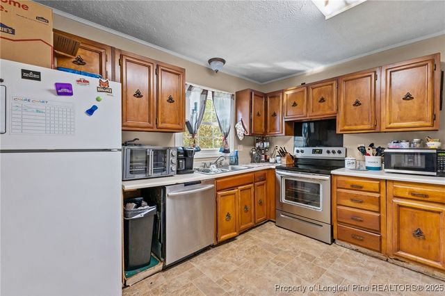 7048 Evanston Street, Fayetteville, NC 28314