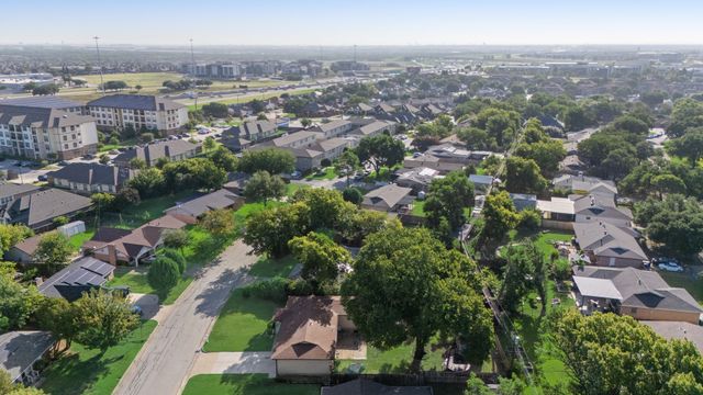 404 E Alexander Lane, Euless, TX 76040