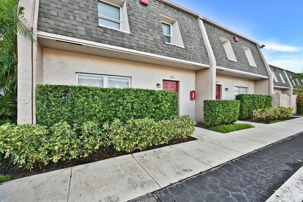 3336 Quail Close 1, Pompano Beach, FL 33064