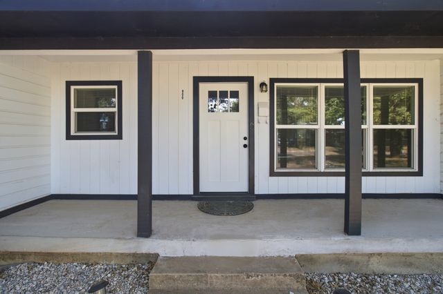 800 Winnie Street, Fort Worth, TX 76112