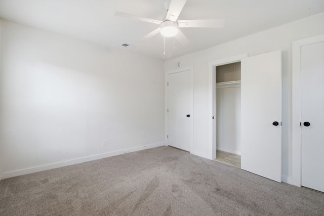 800 Winnie Street, Fort Worth, TX 76112