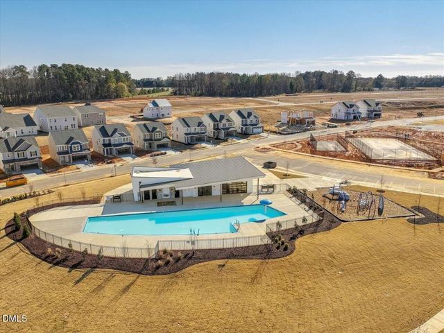 1016 Bolton Pointe Drive, Zebulon, NC 27597